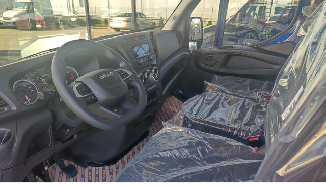 IVECO Daily 35S18H V Kastenwagen Klima Pilot DAB... - Furgón: foto 4 IVECO Daily 35S18H V Kastenwagen Klima Pilot DAB... - Furgón: foto 4