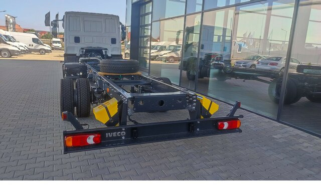 IVECO EuroCargo ML120EL21 EVI_E-AC+ PILOT+PTO... - Camión chasis: foto 4 IVECO EuroCargo ML120EL21 EVI_E-AC+ PILOT+PTO... - Camión chasis: foto 4