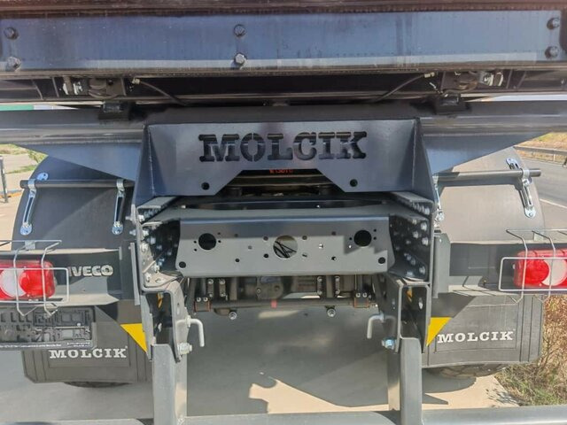 IVECO EuroCargo ML150E28WS EVI_E 4x4 Kipperwanne/CONF... - Camión chasis: foto 5 IVECO EuroCargo ML150E28WS EVI_E 4x4 Kipperwanne/CONF... - Camión chasis: foto 5