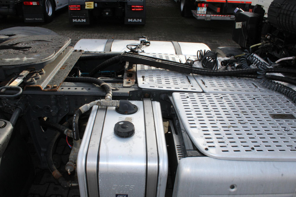 Cabeza tractora Daf CF  510 E6 Flach   Retarder   Hydraulik   1 Liege: foto 13 Cabeza tractora Daf CF  510 E6 Flach   Retarder   Hydraulik   1 Liege: foto 13