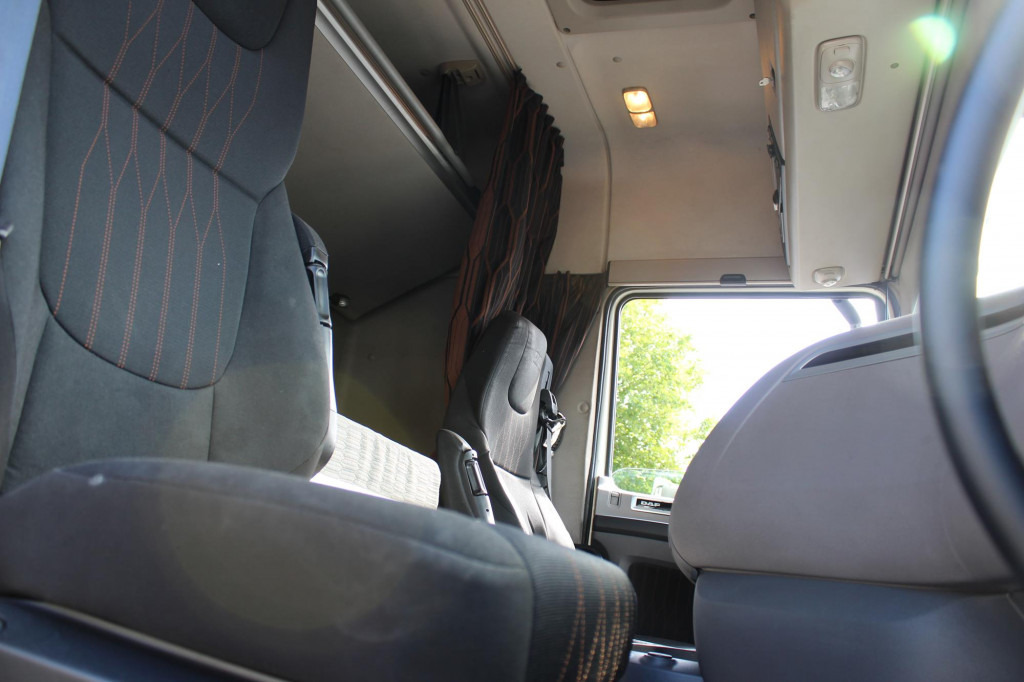 Daf XF 480 E6 Space Cab ACC LDW 2 Liegen - Cabeza tractora: foto 2 Daf XF 480 E6 Space Cab ACC LDW 2 Liegen - Cabeza tractora: foto 2
