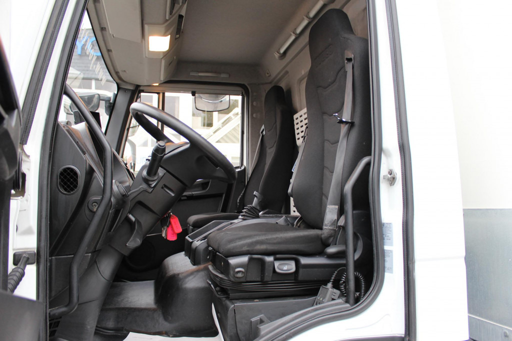 Iveco Eurocargo  190-280 E6 Koffer 8,51m Roltor  LBW - Camión caja cerrada: foto 5 Iveco Eurocargo  190-280 E6 Koffer 8,51m Roltor  LBW - Camión caja cerrada: foto 5
