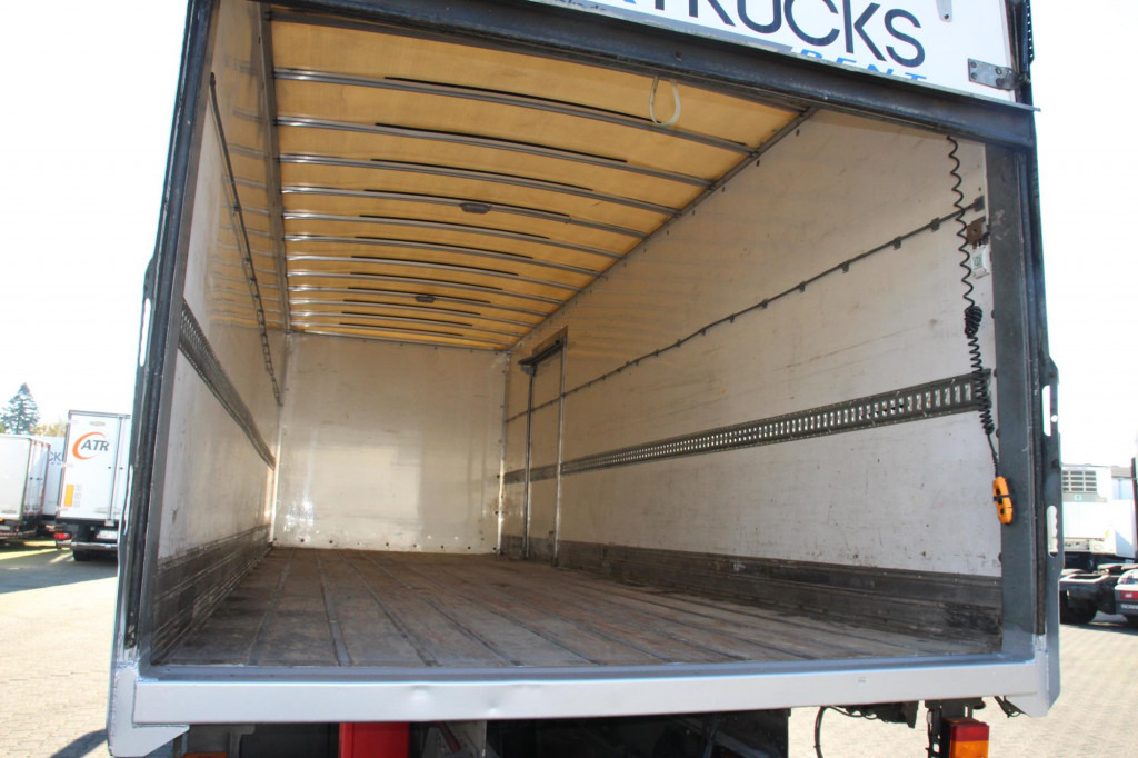 Renault D  280E6 Wide  Koffer  LBW   nur 268Tkm! - Camión caja cerrada: foto 2 Renault D  280E6 Wide  Koffer  LBW   nur 268Tkm! - Camión caja cerrada: foto 2