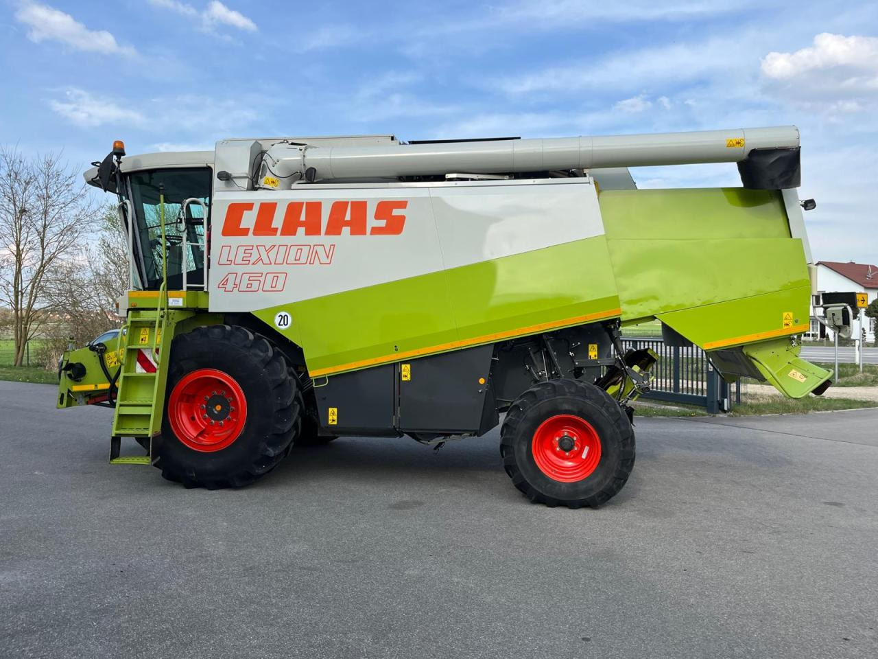 CLAAS Lexion 460 V660, 3D-Kamera, Raps - Cosechadora de granos: foto 1 CLAAS Lexion 460 V660, 3D-Kamera, Raps - Cosechadora de granos: foto 1