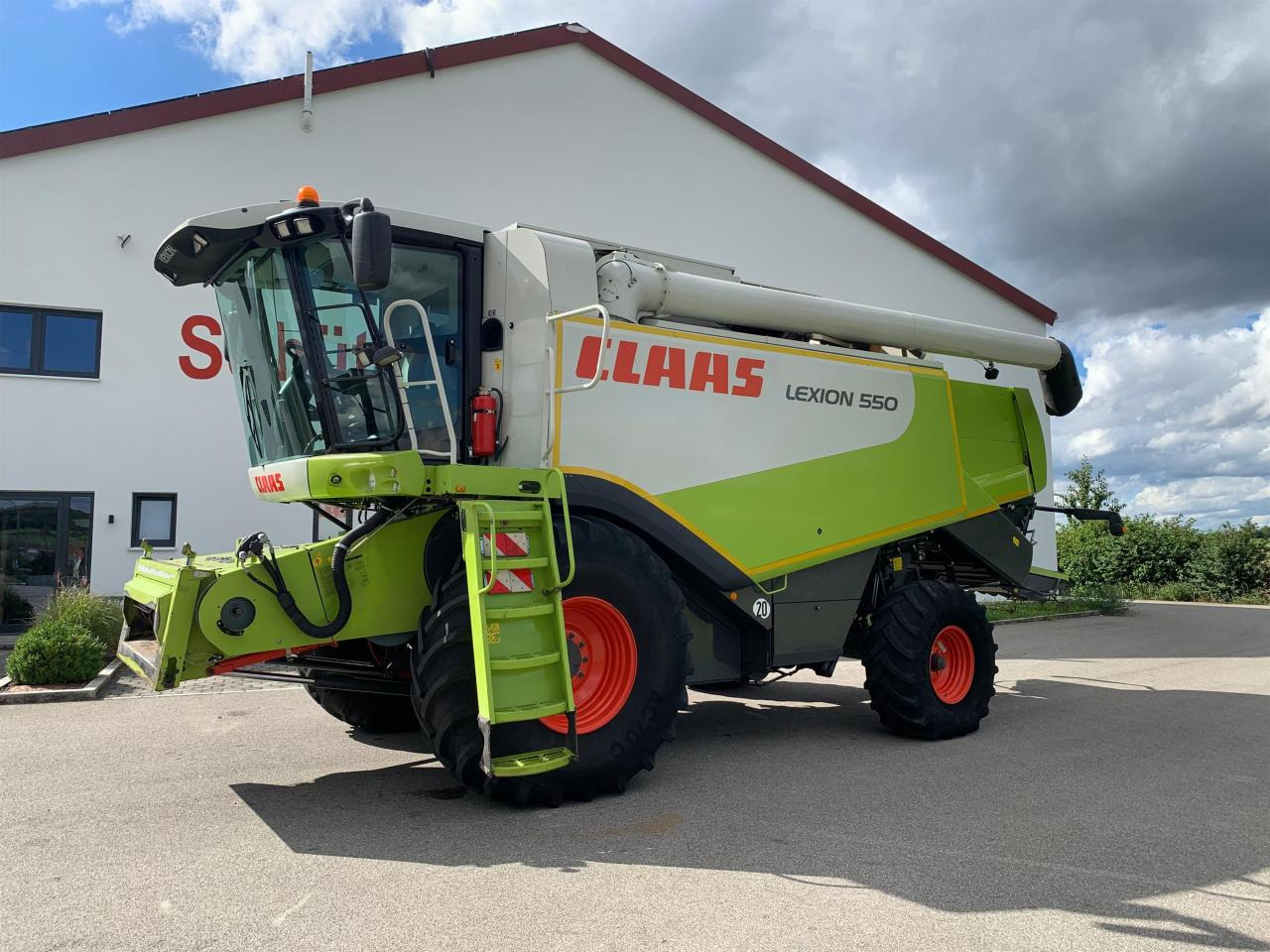 CLAAS Lexion 550, SW V660, 3D, Klimaautomatik - Cosechadora de granos: foto 2 CLAAS Lexion 550, SW V660, 3D, Klimaautomatik - Cosechadora de granos: foto 2