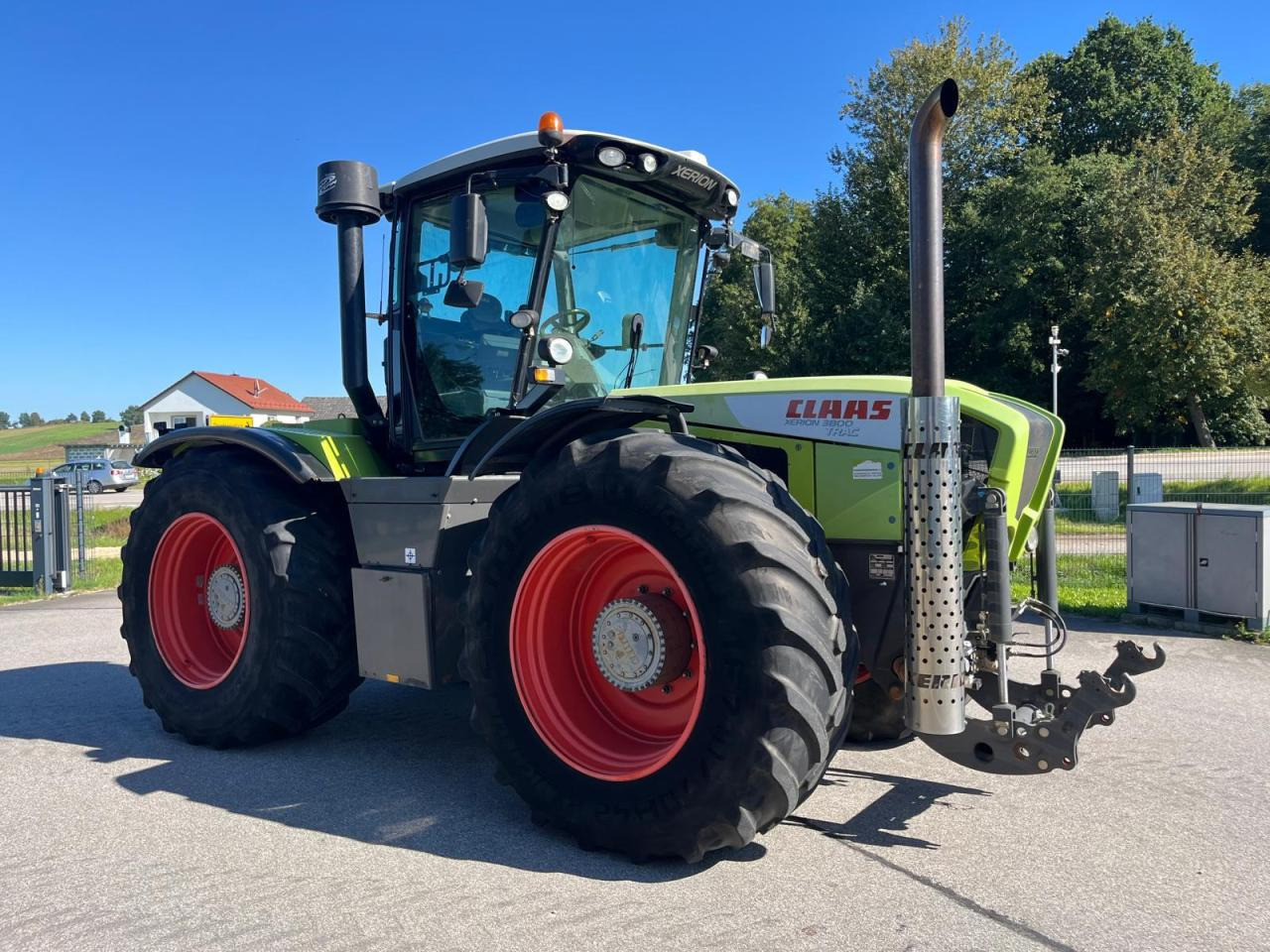 CLAAS Xerion 3800 Trac PTO GPS S3 FKH Erstbesitz - Tractor: foto 2 CLAAS Xerion 3800 Trac PTO GPS S3 FKH Erstbesitz - Tractor: foto 2