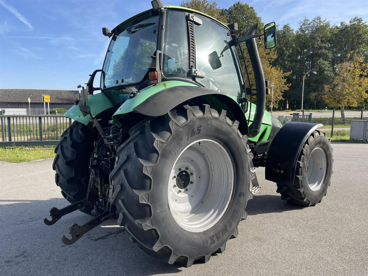 Deutz-Fahr Agrotron 150, 150 PS - Tractor: foto 5 Deutz-Fahr Agrotron 150, 150 PS - Tractor: foto 5