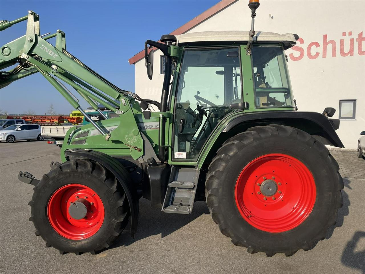 Fendt 309 Ci mit Frontlader, FKH, DL, Klima, 8250Bh - Tractor: foto 3 Fendt 309 Ci mit Frontlader, FKH, DL, Klima, 8250Bh - Tractor: foto 3