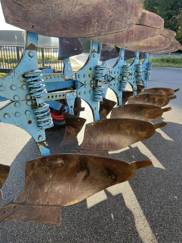 Arado Lemken Vari Diamant 7-Schar Lemken Packerarm Plough: foto 8 Arado Lemken Vari Diamant 7-Schar Lemken Packerarm Plough: foto 8