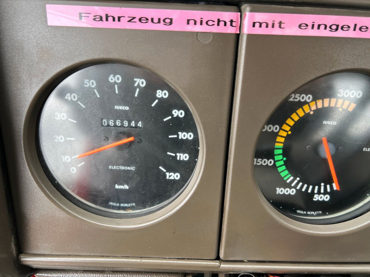 Camión multibasculante Iveco Magirus Turbo 160-30 AH - Oldtimer- V 8 - Motor Iveco Magirus Turbo 160-30 AH - Oldtimer- V 8 - Motor: foto 14