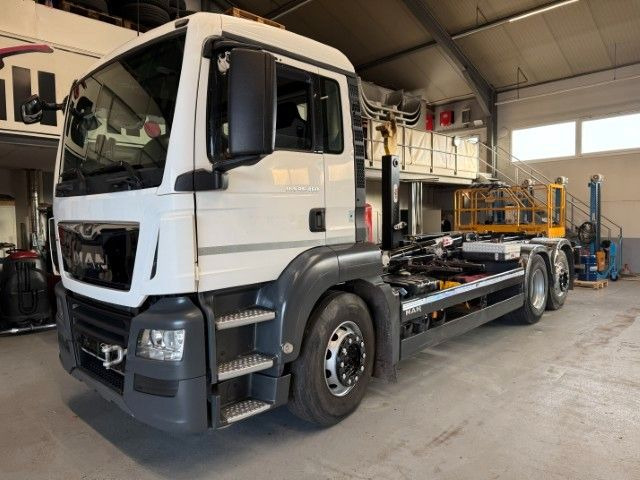 MAN 26.460 6x2 Hyfva 20.26 S - Camión multibasculante: foto 3 MAN 26.460 6x2 Hyfva 20.26 S - Camión multibasculante: foto 3