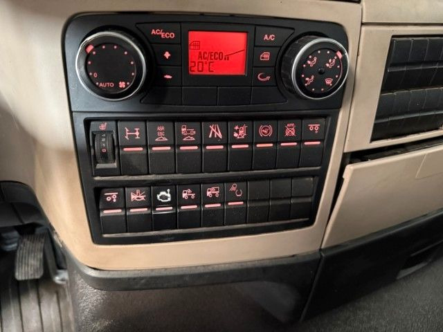 Camión multibasculante MAN 26.460 6x2 Hyfva 20.26 S: foto 21 Camión multibasculante MAN 26.460 6x2 Hyfva 20.26 S: foto 21