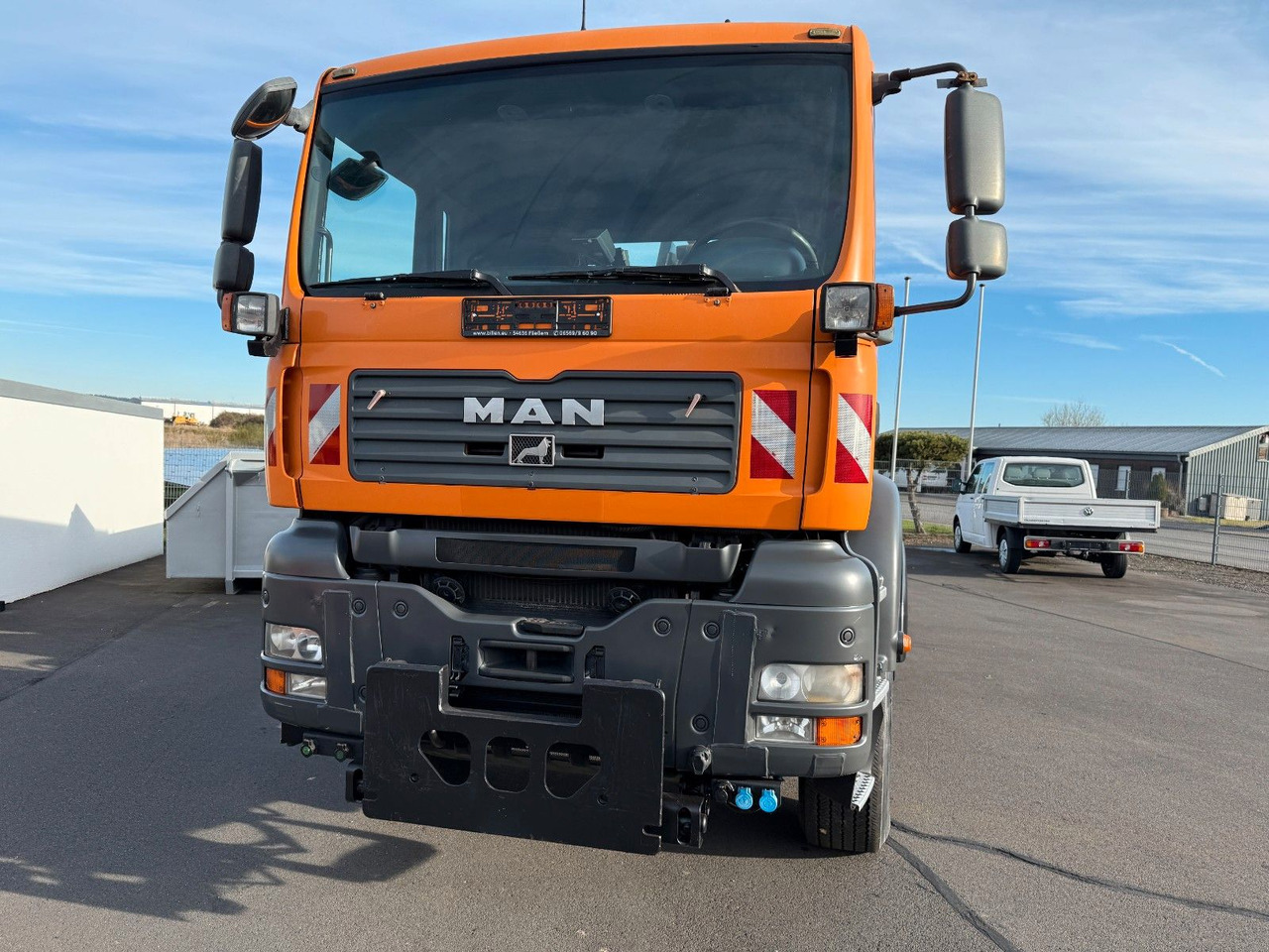 MAN TGA 18.360 4x4 Winterdienst Meiller Abroller - Camión multibasculante: foto 2 MAN TGA 18.360 4x4 Winterdienst Meiller Abroller - Camión multibasculante: foto 2