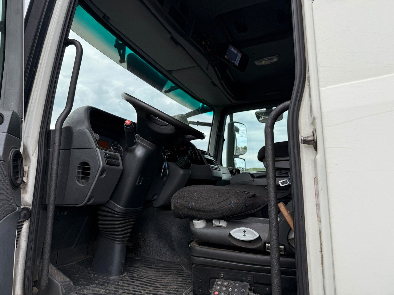 Mercedes-Benz Actros MP3 2532 6x2 Faun Rotorpress 521 - Camión de basura: foto 4 Mercedes-Benz Actros MP3 2532 6x2 Faun Rotorpress 521 - Camión de basura: foto 4