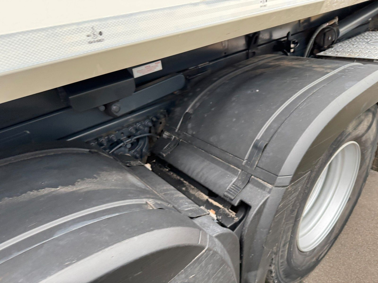 Camión de basura Mercedes-Benz Antos 2533 6x2 Seitenlader Euro 6 Mercedes-Benz Antos 2533 6x2 Seitenlader Euro 6: foto 8