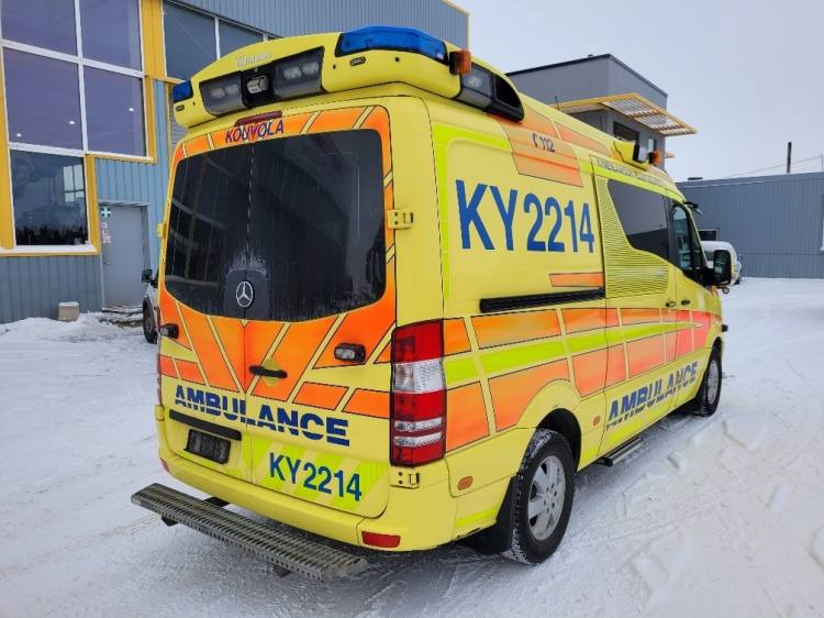MERCEDES – BENZ SPRINTER AMBULANCE (TAMLANS) KLIMA, 11.2016, EURO 6 - Ambulancia: foto 4 MERCEDES – BENZ SPRINTER AMBULANCE (TAMLANS) KLIMA, 11.2016, EURO 6 - Ambulancia: foto 4
