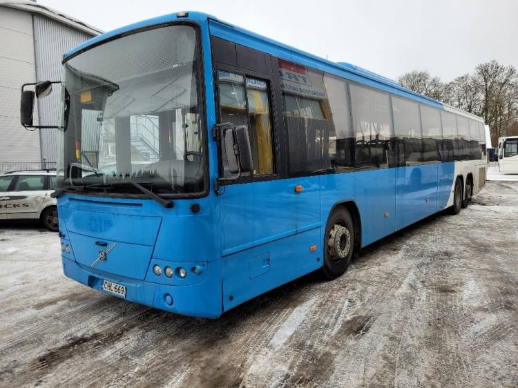 VOLVO B12BLE 8700 KLIMA, 8.2010, EURO 5, RAMP, 58 seats, 14,7m - Autobús suburbano: foto 2 VOLVO B12BLE 8700 KLIMA, 8.2010, EURO 5, RAMP, 58 seats, 14,7m - Autobús suburbano: foto 2