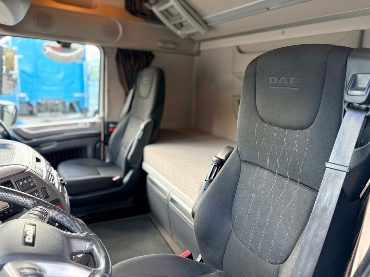 Cabeza tractora DAF XF 480 FT SSC, Abbiegeassistent, Standklima: foto 11