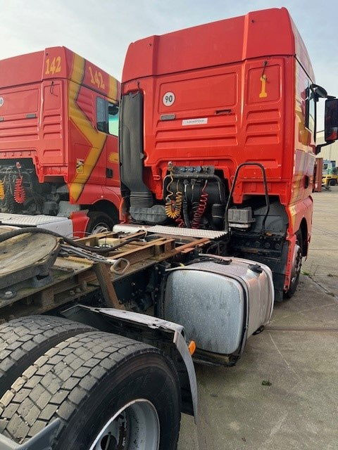 MAN TGX 18.440 .440 Euro5 - Cabeza tractora: foto 3 MAN TGX 18.440 .440 Euro5 - Cabeza tractora: foto 3