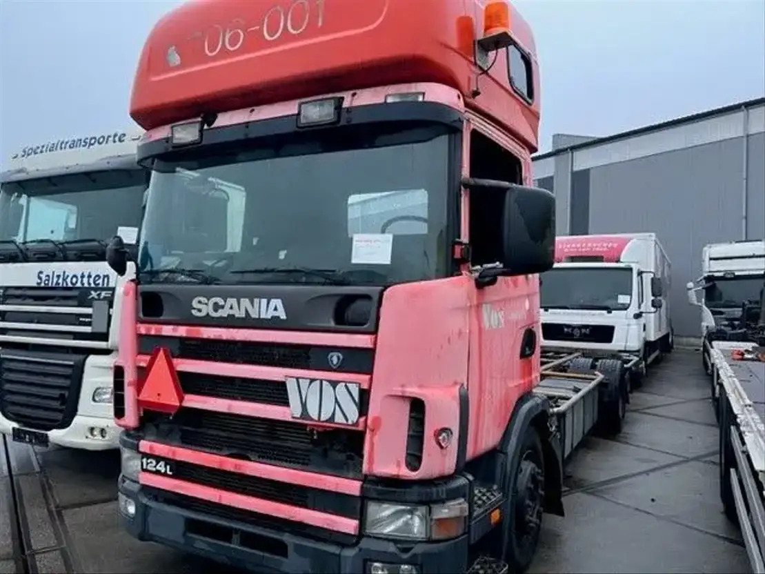 Scania R124-360 .360 6x2 - Camión chasis: foto 1 Scania R124-360 .360 6x2 - Camión chasis: foto 1