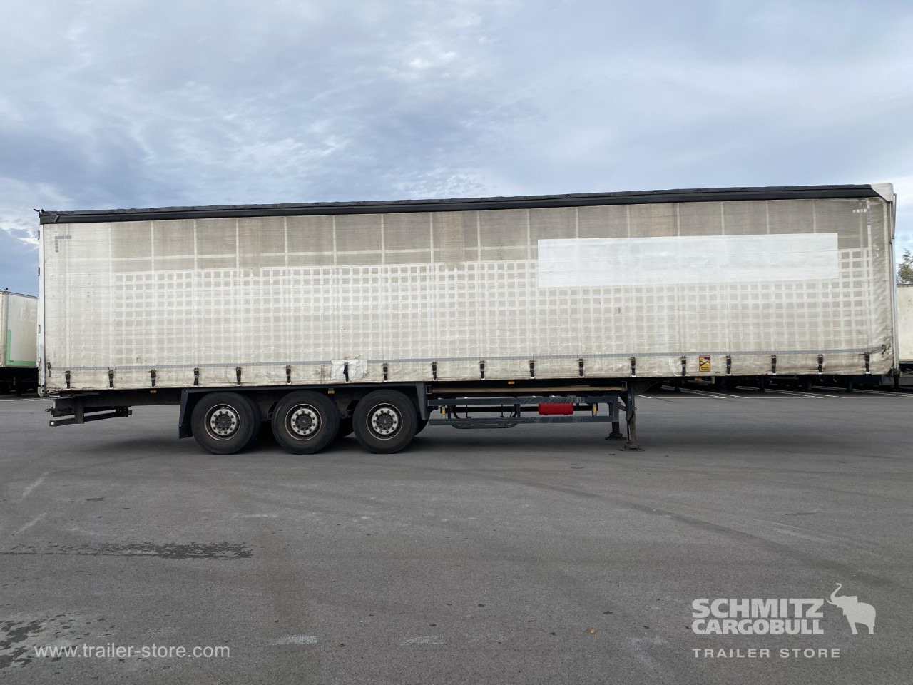 SCHMITZ Curtainsider Standard - Semirremolque lona: foto 4 SCHMITZ Curtainsider Standard - Semirremolque lona: foto 4