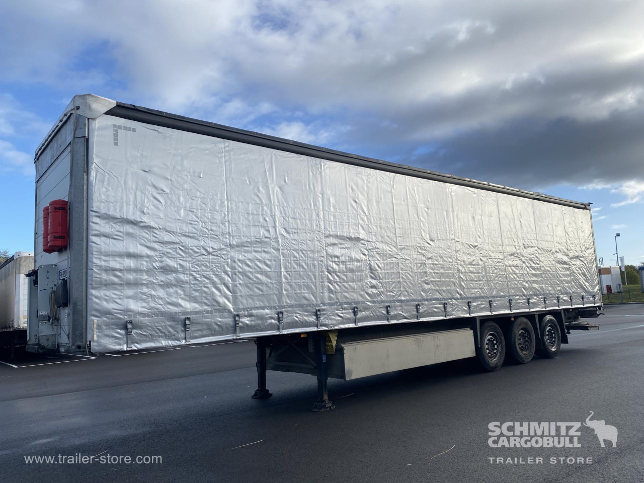 SCHMITZ Curtainsider Standard Taillift - Semirremolque lona: foto 1 SCHMITZ Curtainsider Standard Taillift - Semirremolque lona: foto 1