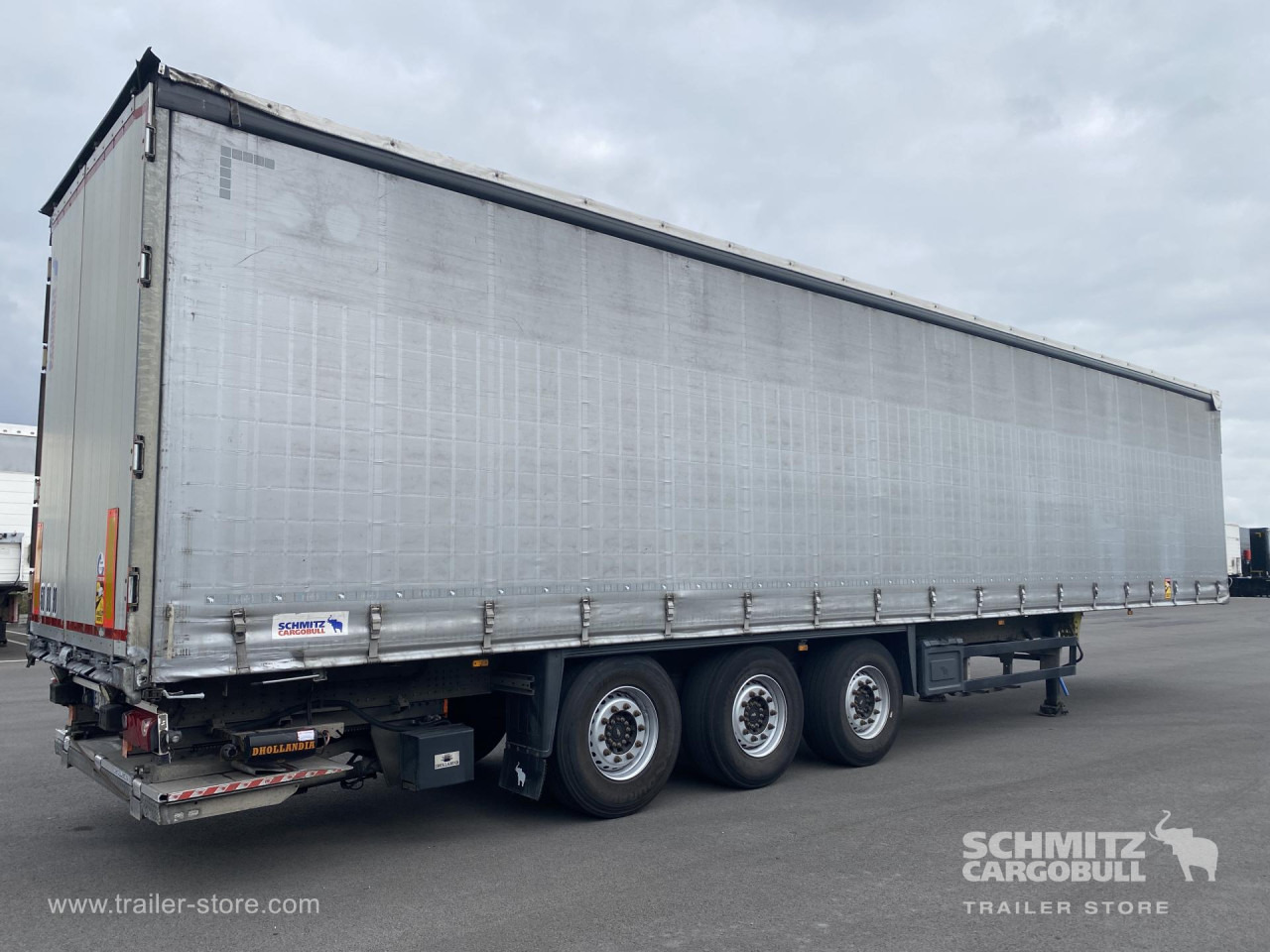 SCHMITZ Curtainsider Standard Taillift - Semirremolque lona: foto 3 SCHMITZ Curtainsider Standard Taillift - Semirremolque lona: foto 3