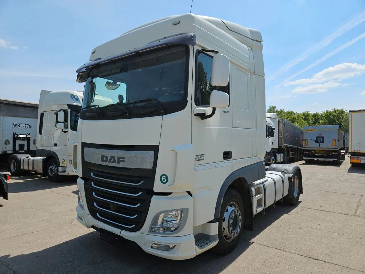 Cabeza tractora DAF XF 460 Space Cab Standklima 1 units: foto 1
