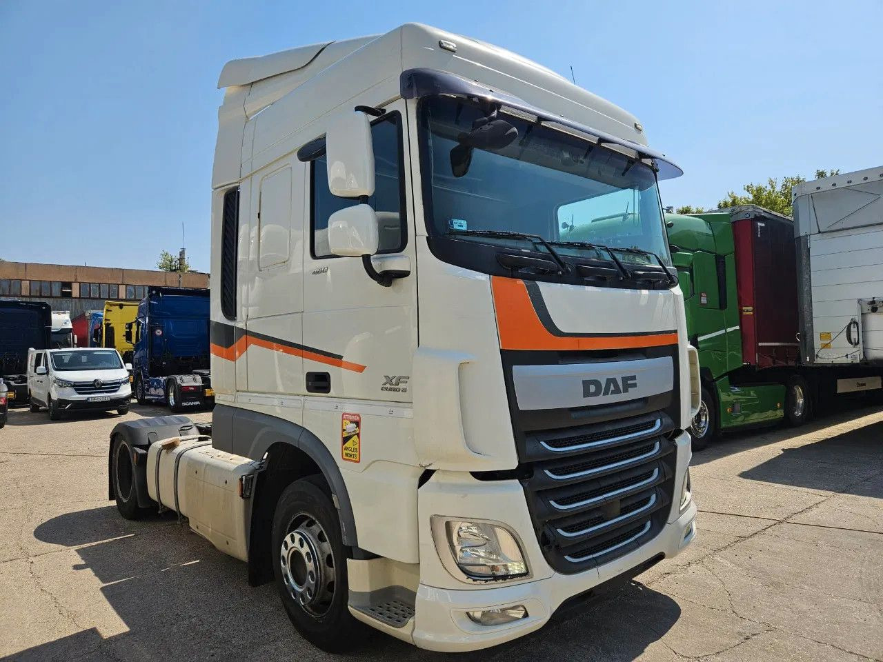 DAF XF 460 Space Cab Standklima 2 units - Cabeza tractora: foto 2 DAF XF 460 Space Cab Standklima 2 units - Cabeza tractora: foto 2