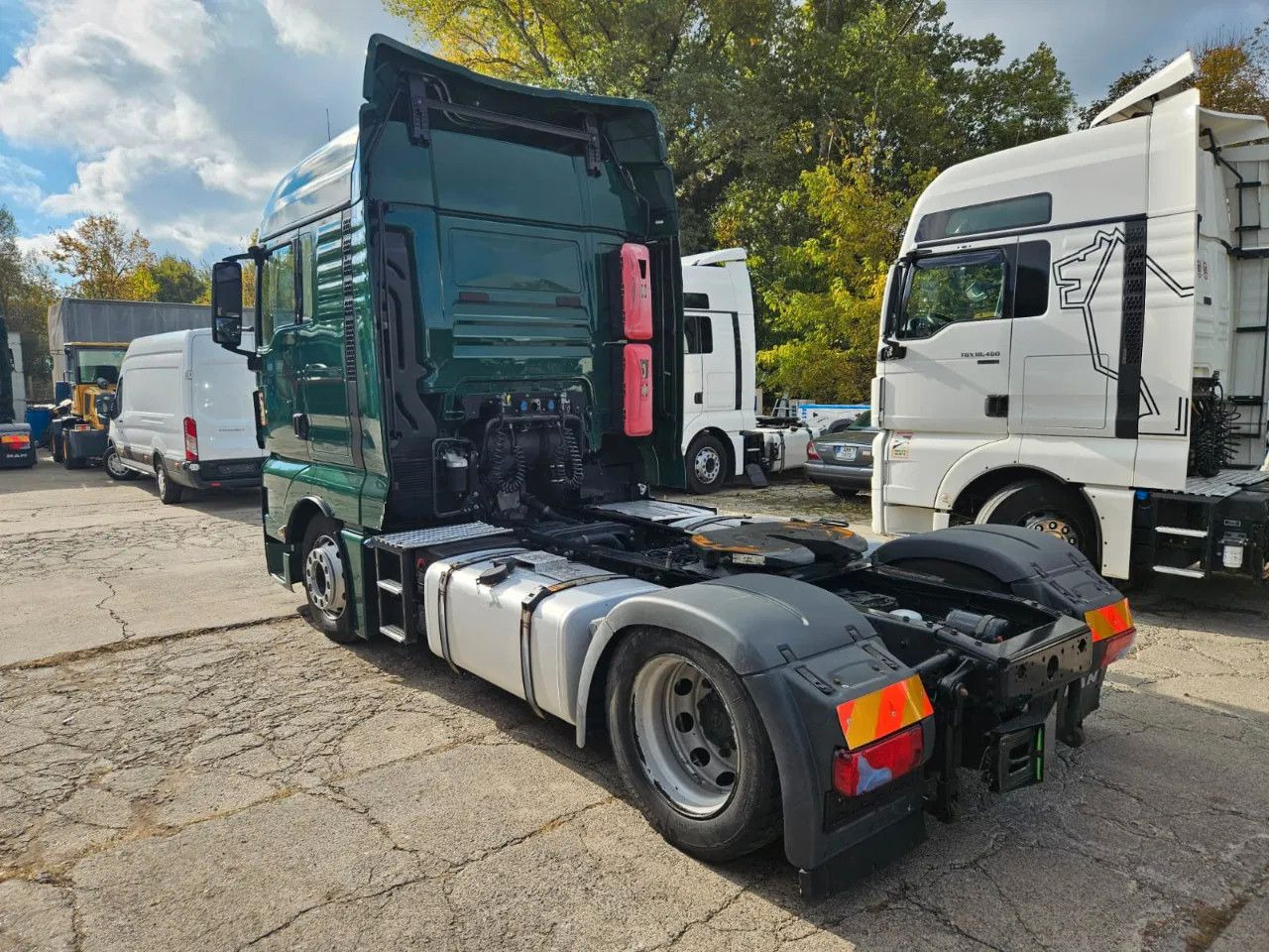 MAN TGX 18.470 XLX-Mega-Retarder-Standklima 4 units - Cabeza tractora: foto 3 MAN TGX 18.470 XLX-Mega-Retarder-Standklima 4 units - Cabeza tractora: foto 3