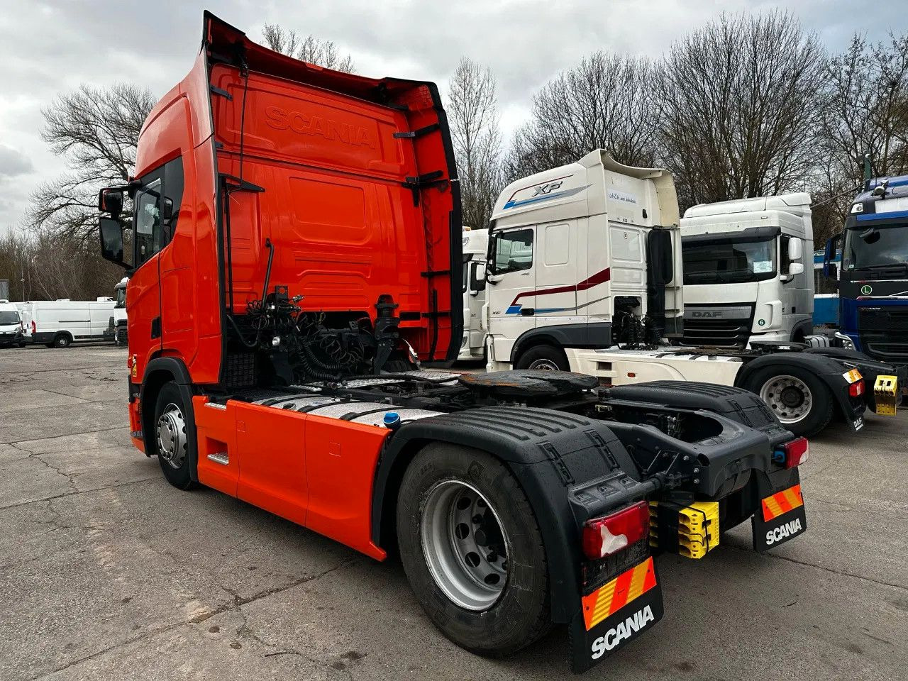 Scania R450 PTO, Standklima, Navi, Night protect - Cabeza tractora: foto 4 Scania R450 PTO, Standklima, Navi, Night protect - Cabeza tractora: foto 4