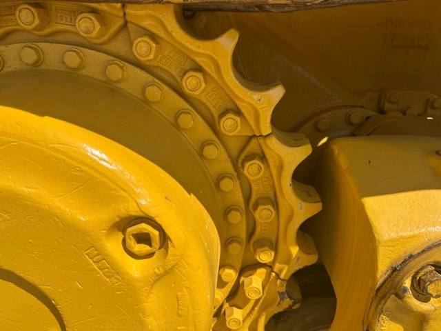 Bulldozer KOMATSU D65EX12 mit Ripperventil: foto 12 Bulldozer KOMATSU D65EX12 mit Ripperventil: foto 12