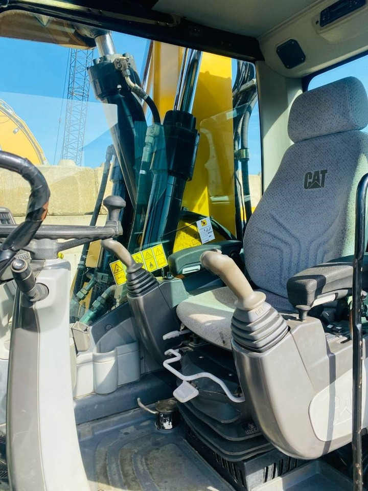 Excavadora de ruedas CAT M 318 D: foto 7