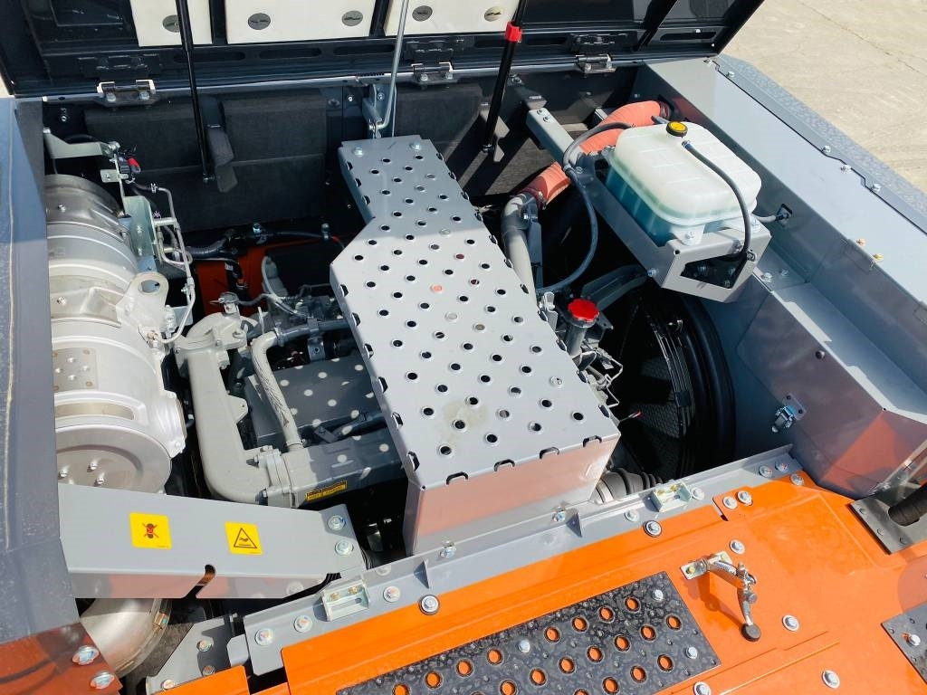 Excavadora de cadenas nuevo Hitachi ZX 300lc-7: foto 10