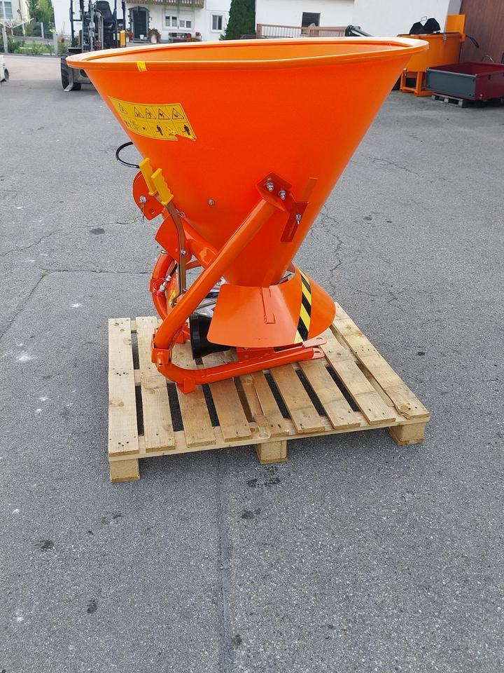 Salzstreuer 200l-500l Sand Splitt Schlepper Traktor Winterdienst - Esparcidor de sal: foto 2 Salzstreuer 200l-500l Sand Splitt Schlepper Traktor Winterdienst - Esparcidor de sal: foto 2