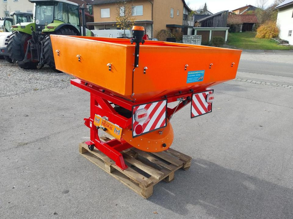 Salzstreuer 550-1200kg Sand Splitt Schlepper Traktor Streuer - Esparcidor de sal: foto 5 Salzstreuer 550-1200kg Sand Splitt Schlepper Traktor Streuer - Esparcidor de sal: foto 5