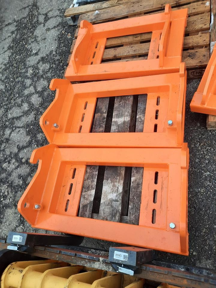 Cuchilla quitanieves Schneeschild Vario 1,8m Schlepper Radlader Hoflader Schäffer: foto 9 Cuchilla quitanieves Schneeschild Vario 1,8m Schlepper Radlader Hoflader Schäffer: foto 9