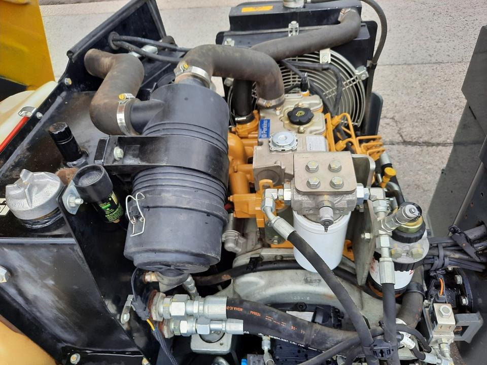 Tandemwalze Wacker RD 27-120 Bomag Walze Walzenzug Tip Top - Apisonadora de asfalto: foto 5 Tandemwalze Wacker RD 27-120 Bomag Walze Walzenzug Tip Top - Apisonadora de asfalto: foto 5