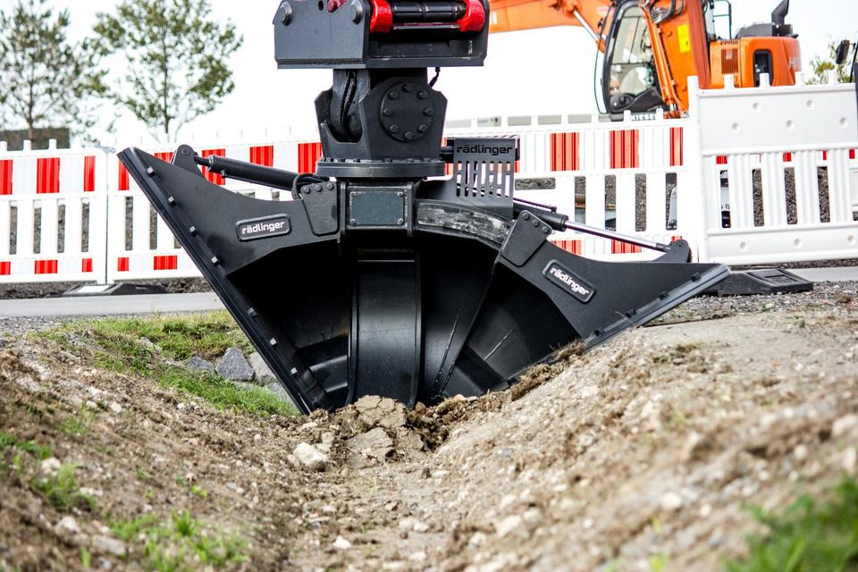 Trapezlöffel hydraulisch verstellbar MS 10 10 - 20 to Löffel JCB - Cazo para excavadora: foto 1 Trapezlöffel hydraulisch verstellbar MS 10 10 - 20 to Löffel JCB - Cazo para excavadora: foto 1