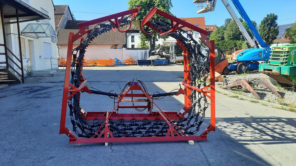 Wiesenegge 6 - 8m Wiesenstriegel Wiesenschleppe Schlepper - Rastra de cadenas: foto 1 Wiesenegge 6 - 8m Wiesenstriegel Wiesenschleppe Schlepper - Rastra de cadenas: foto 1