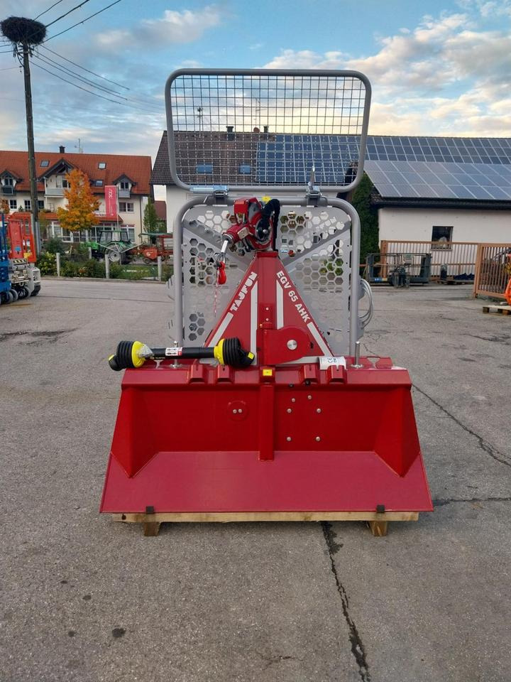 Neue Forstseilwinde Seilwinde Tajfun EGV 65 AHK SG Funk 35 45 55 - Cabrestante para Maquinaria forestal: foto 1 Neue Forstseilwinde Seilwinde Tajfun EGV 65 AHK SG Funk 35 45 55 - Cabrestante para Maquinaria forestal: foto 1