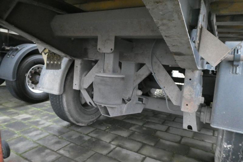 CARNEHL Kippauflieger CHKS A Kippauflieger - Semirremolque volquete: foto 2 CARNEHL Kippauflieger CHKS A Kippauflieger - Semirremolque volquete: foto 2