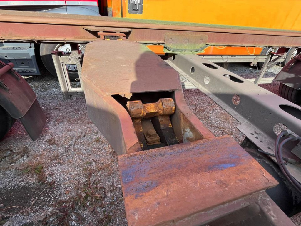 HUEFFERMANN HUEFFERMANN 2-achs Abrollanhänger Containeranhänger HAR 18.70 Außenrollenanhg. - Remolque multilift/ Portacontenedores de cadenas: foto 4 HUEFFERMANN HUEFFERMANN 2-achs Abrollanhänger Containeranhänger HAR 18.70 Außenrollenanhg. - Remolque multilift/ Portacontenedores de cadenas: foto 4