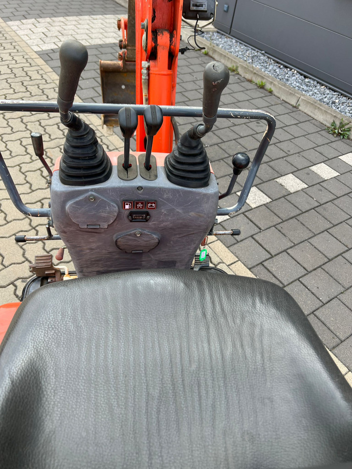 KUBOTA KUBOTA Minibagger Minibagger U 10 - 3 Kurzheck - Miniexcavadora: foto 5 KUBOTA KUBOTA Minibagger Minibagger U 10 - 3 Kurzheck - Miniexcavadora: foto 5