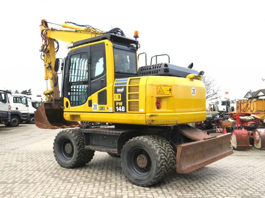 Komatsu Mobilbagger PW 148 - 8 Bagger 6.824h Deutsch top - Excavadora de ruedas: foto 4 Komatsu Mobilbagger PW 148 - 8 Bagger 6.824h Deutsch top - Excavadora de ruedas: foto 4