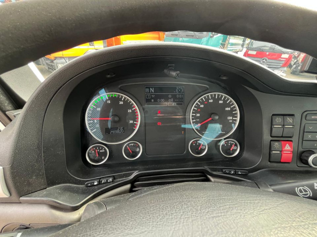 Leasing de MAN TG-S 26.400 6x2 BL Absetzkipper Meiller Funk MAN TG-S 26.400 6x2 BL Absetzkipper Meiller Funk: foto 13 Leasing de MAN TG-S 26.400 6x2 BL Absetzkipper Meiller Funk MAN TG-S 26.400 6x2 BL Absetzkipper Meiller Funk: foto 13