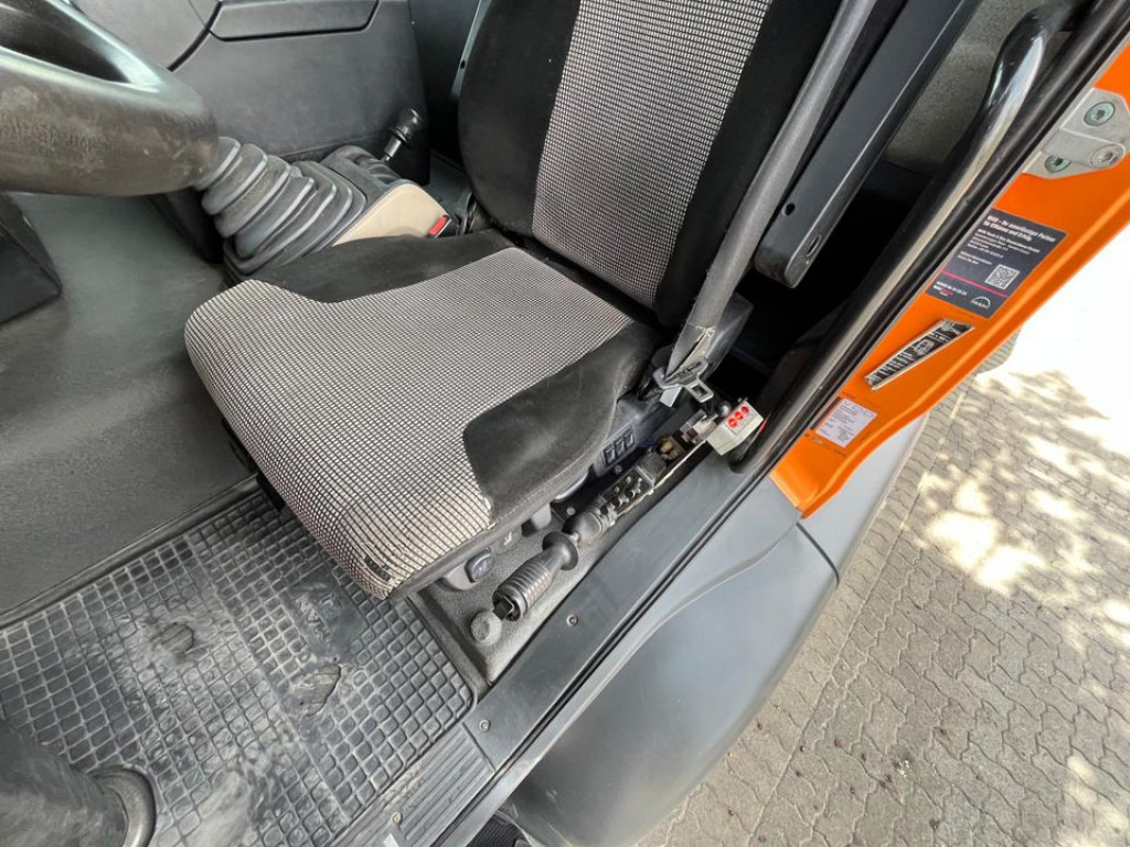 MAN TG-S 26.460 6x4 BB Abrollkipper kurzer Radstand - Camión multibasculante: foto 2 MAN TG-S 26.460 6x4 BB Abrollkipper kurzer Radstand - Camión multibasculante: foto 2