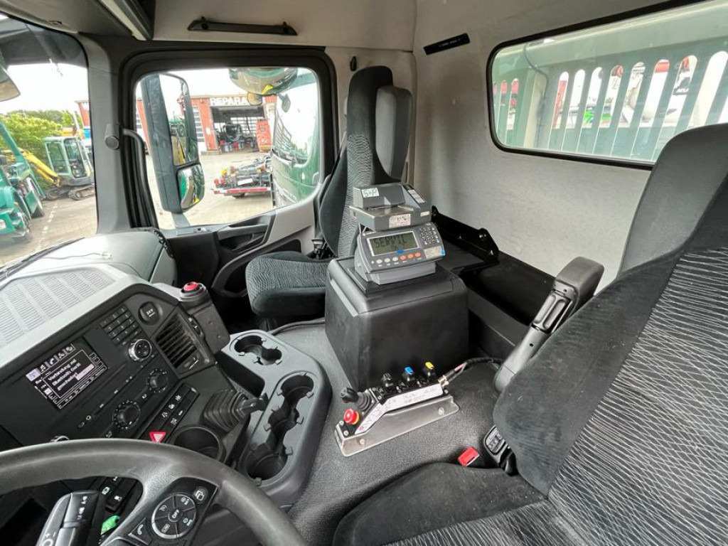 MERCEDES-BENZ Antos 2540 L 6x2 Absetzkipper Vorlauf Lenk - Camión portacontenedor de cadenas: foto 4 MERCEDES-BENZ Antos 2540 L 6x2 Absetzkipper Vorlauf Lenk - Camión portacontenedor de cadenas: foto 4