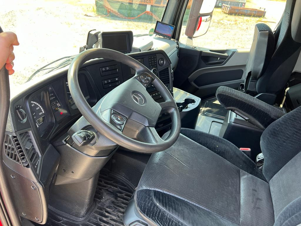 Leasing de MERCEDES-BENZ Antos 2540 L 6x2 Pritsche LBW MERCEDES-BENZ Antos 2540 L 6x2 Pritsche LBW: foto 11 Leasing de MERCEDES-BENZ Antos 2540 L 6x2 Pritsche LBW MERCEDES-BENZ Antos 2540 L 6x2 Pritsche LBW: foto 11