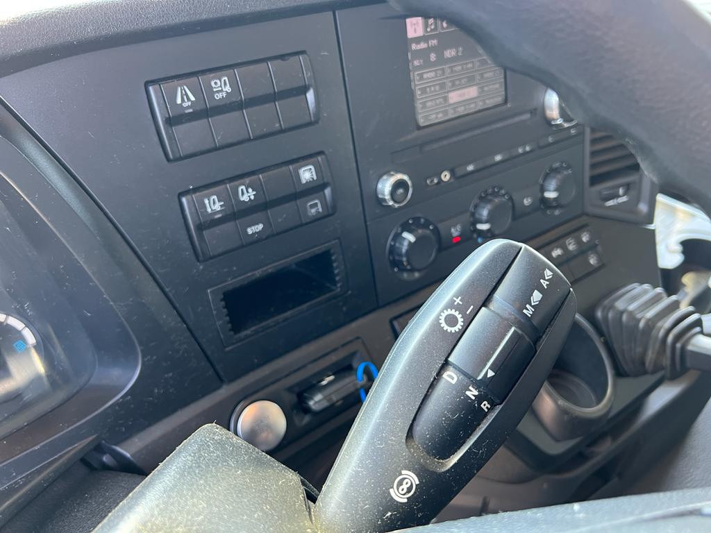 Leasing de MERCEDES-BENZ Antos 2540 L 6x2 Pritsche LBW MERCEDES-BENZ Antos 2540 L 6x2 Pritsche LBW: foto 14 Leasing de MERCEDES-BENZ Antos 2540 L 6x2 Pritsche LBW MERCEDES-BENZ Antos 2540 L 6x2 Pritsche LBW: foto 14